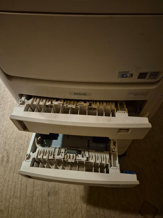 OKI ES7470 – Multifunktionsfarblaserdrucker mit Scanner, Duplex & Zubehör – Bild 4