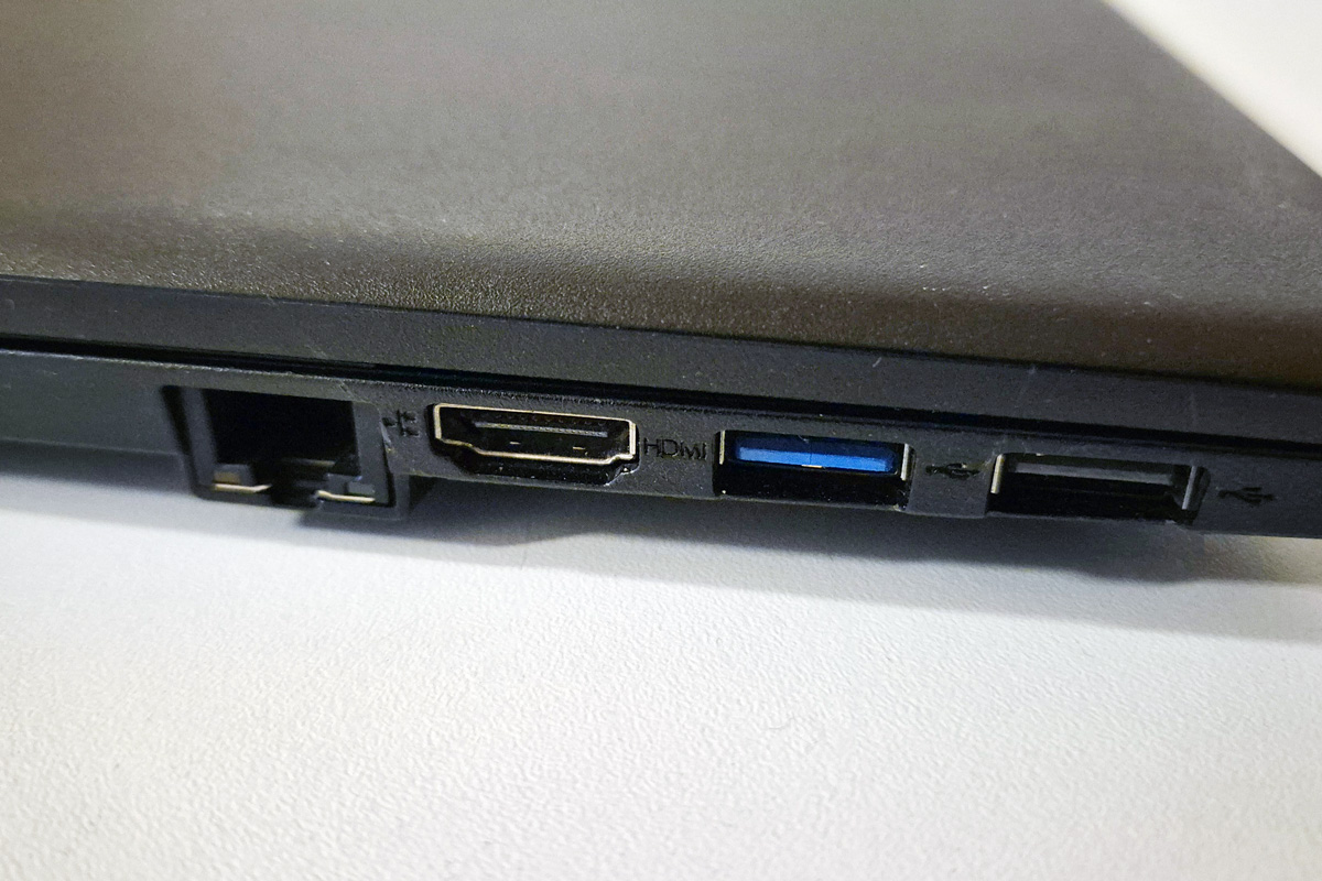Lenovo V110-15ISK Laptop – i3, 12 GB RAM – gut erhalten – Bild 4